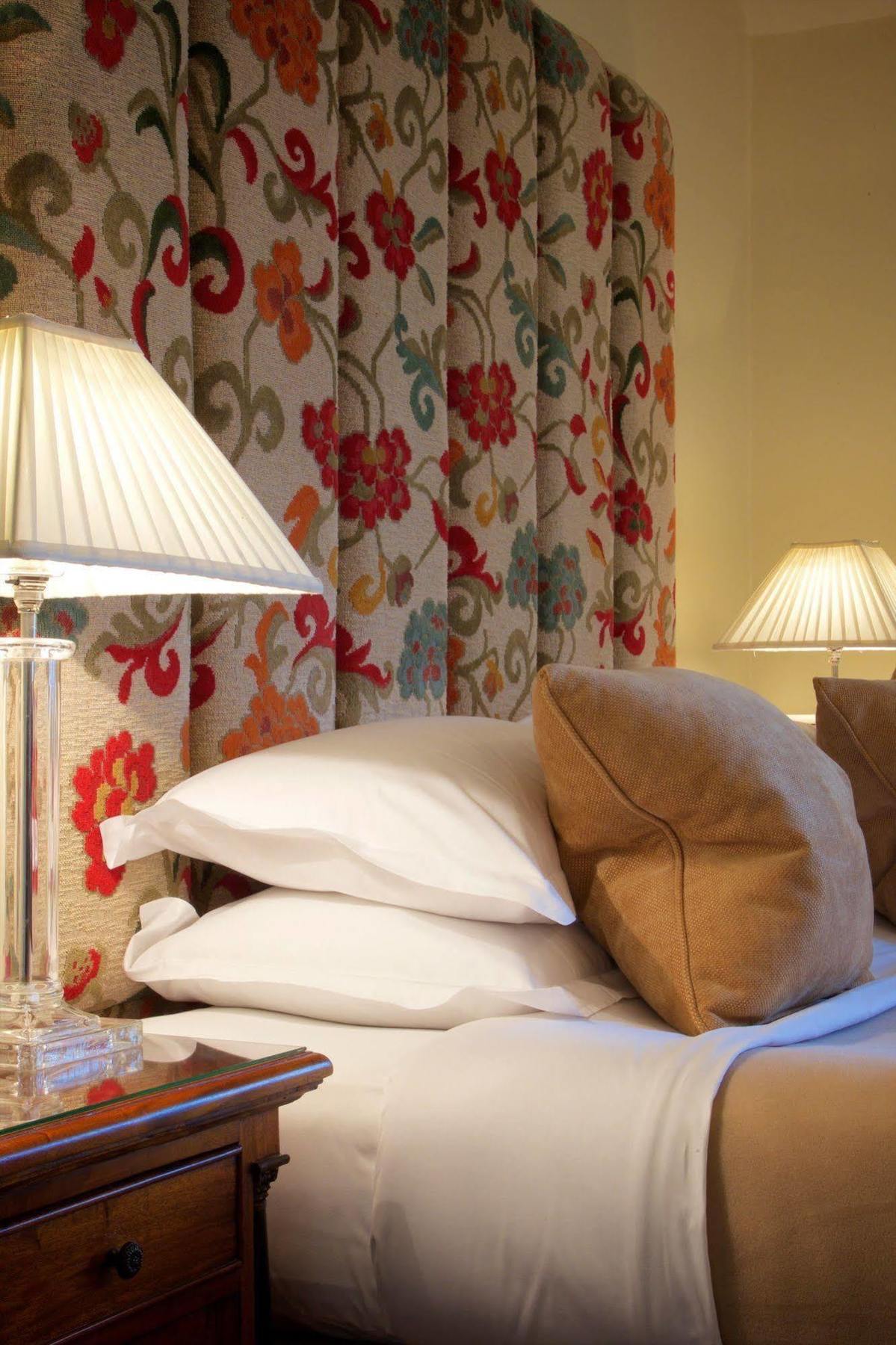 Buckland Manor - A Relais & Chateaux Hotel Μπρόντγουεϊ Εξωτερικό φωτογραφία
