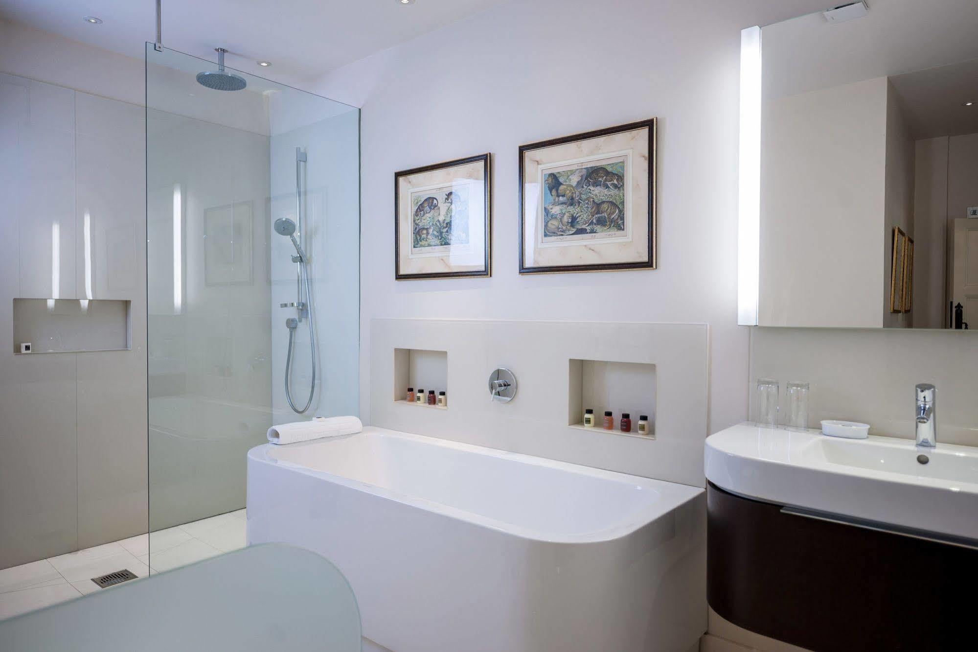 Buckland Manor - A Relais & Chateaux Hotel Μπρόντγουεϊ Εξωτερικό φωτογραφία